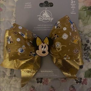 What Disney World 50th anniversary Minnie mouse light up hair bow girls✨